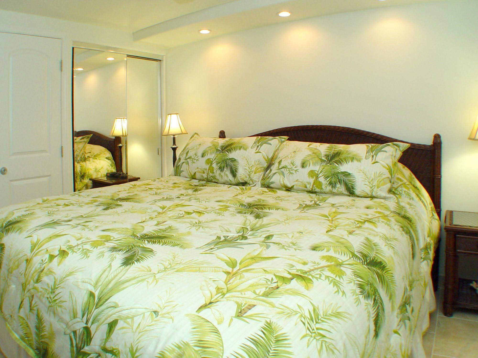 Kaleialoha Condominiums Lahaina Bagian luar foto